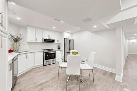 Photo 33 at 46 Bosco Drive, Vellore Village, Vaughan