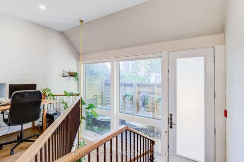 Photo 8 at 767 Euclid Avenue, Annex, Toronto