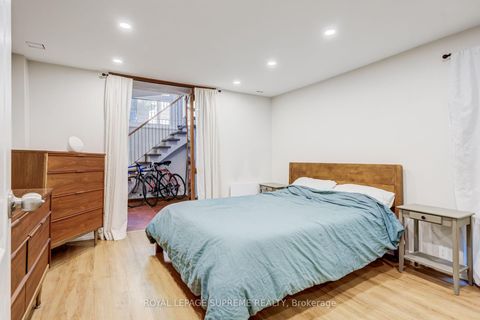 Photo 13 at 767 Euclid Avenue, Annex, Toronto