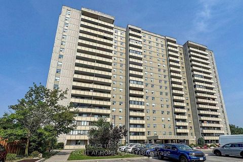 Photo 2 at 205 - 1338 York Mills Road, Donalda, Toronto