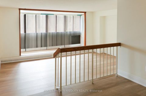 Photo 4 at 205 - 1338 York Mills Road, Donalda, Toronto