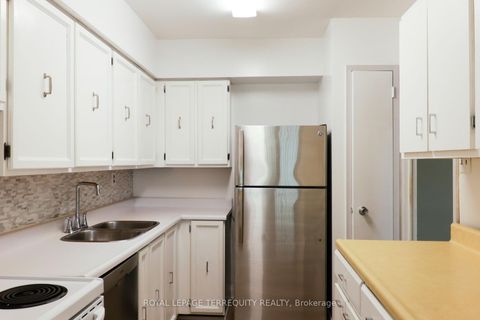 Photo 8 at 205 - 1338 York Mills Road, Donalda, Toronto