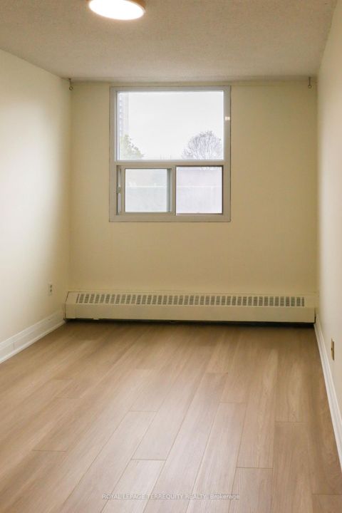 Photo 11 at 205 - 1338 York Mills Road, Donalda, Toronto