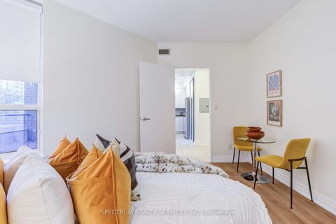 Photo 9 at 301 - 70 Alexander Street, Yonge Corridor, Toronto