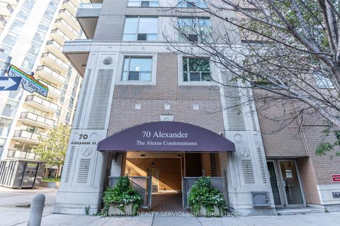 Photo 11 at 301 - 70 Alexander Street, Yonge Corridor, Toronto