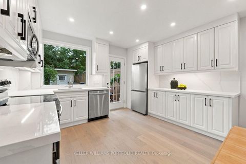 Photo 9 at 179 Oakcrest Avenue, Danforth, Toronto