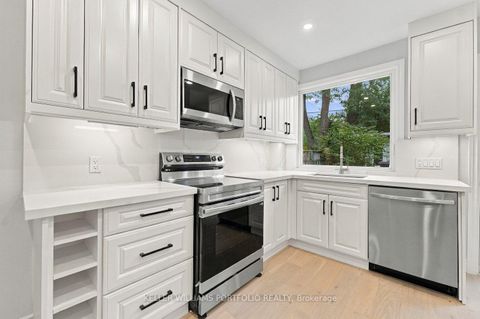 Photo 11 at 179 Oakcrest Avenue, Danforth, Toronto