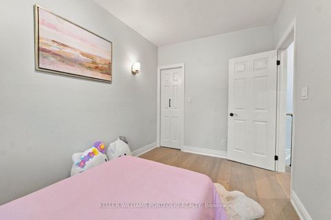 Photo 22 at 179 Oakcrest Avenue, Danforth, Toronto