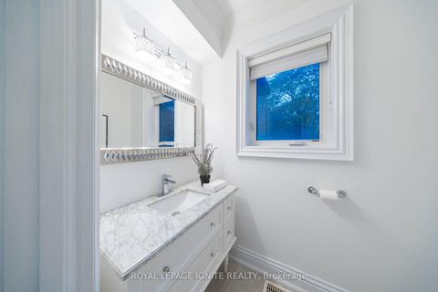 Photo 15 at 31 Jodphur Avenue, Pelmo Park W5, Toronto