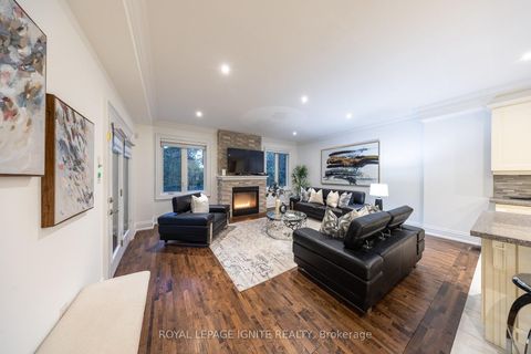 Photo 21 at 31 Jodphur Avenue, Pelmo Park W5, Toronto