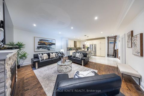 Photo 23 at 31 Jodphur Avenue, Pelmo Park W5, Toronto