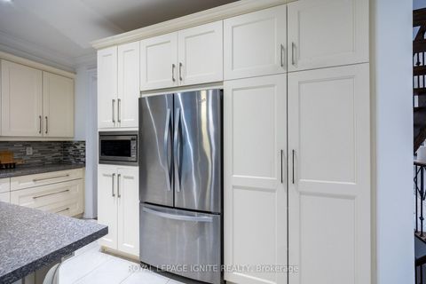 Photo 24 at 31 Jodphur Avenue, Pelmo Park W5, Toronto
