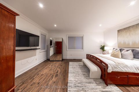 Photo 38 at 31 Jodphur Avenue, Pelmo Park W5, Toronto