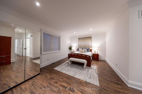 Photo 40 at 31 Jodphur Avenue, Pelmo Park W5, Toronto
