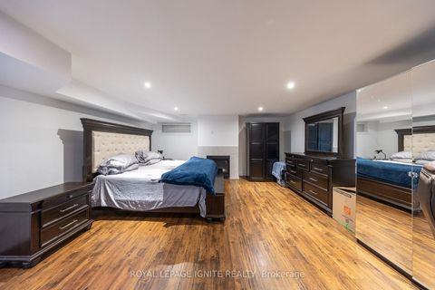 Photo 44 at 31 Jodphur Avenue, Pelmo Park W5, Toronto
