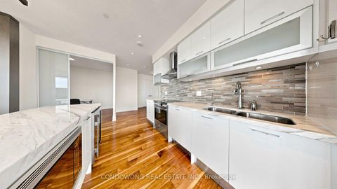 Photo 13 at 7507 - 388 Yonge Street, Bay Street Corridor, Toronto