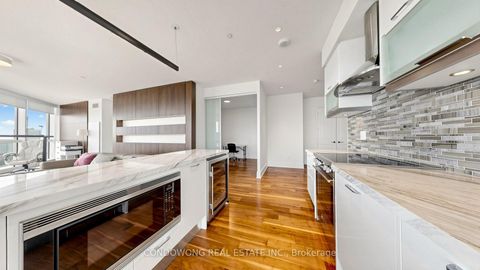 Photo 14 at 7507 - 388 Yonge Street, Bay Street Corridor, Toronto