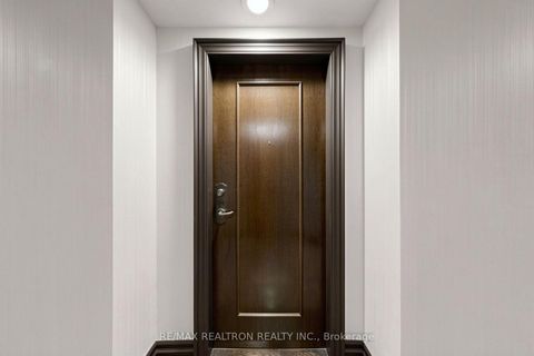 Photo 4 at 211 - 18 William Carson Crescent, Windfields, Toronto
