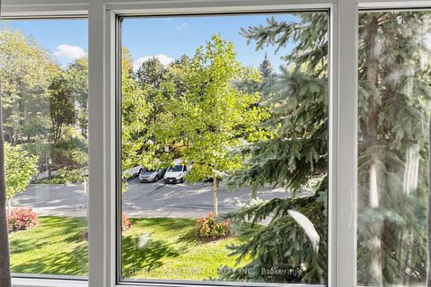 Photo 10 at 211 - 18 William Carson Crescent, Windfields, Toronto