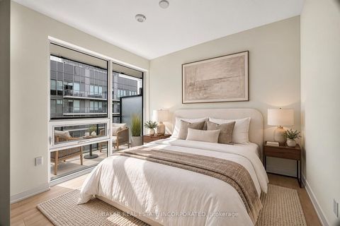 Photo 2 at 3502 - 117 Broadway Avenue, Mount Pleasant West, Toronto