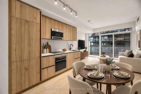 Photo 1 at 3213 - 117 Broadway Avenue, Mount Pleasant West, Toronto