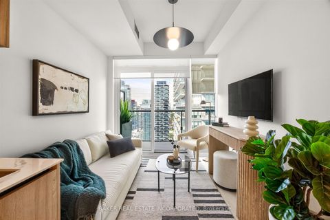 Photo 1 at 3004 - 127 Broadway Avenue, Mount Pleasant West, Toronto