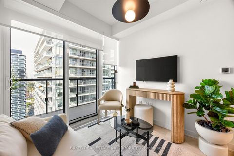 Photo 3 at 3004 - 127 Broadway Avenue, Mount Pleasant West, Toronto