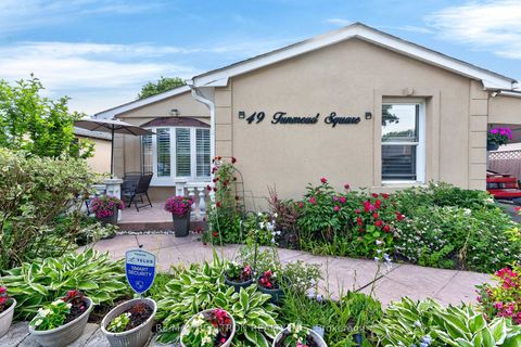 Photo 1 at 49 Tunmead Square, Malvern, Toronto
