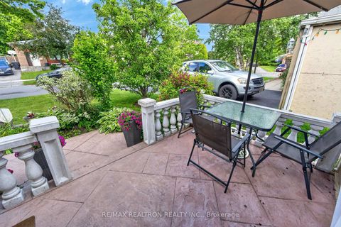 Photo 8 at 49 Tunmead Square, Malvern, Toronto
