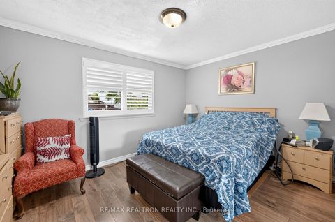 Photo 20 at 49 Tunmead Square, Malvern, Toronto