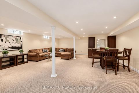 Photo 29 at 4 Simmons Crescent, Aurora Highlands, Aurora