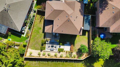 Photo 44 at 4 Simmons Crescent, Aurora Highlands, Aurora