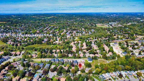 Photo 47 at 4 Simmons Crescent, Aurora Highlands, Aurora