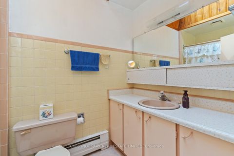 Photo 11 at 2 Gallacher Avenue, Oak Ridges, Richmond Hill