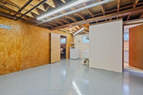Photo 23 at 2 Gallacher Avenue, Oak Ridges, Richmond Hill