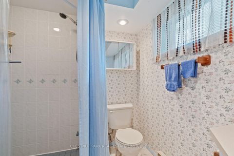 Photo 25 at 2 Gallacher Avenue, Oak Ridges, Richmond Hill