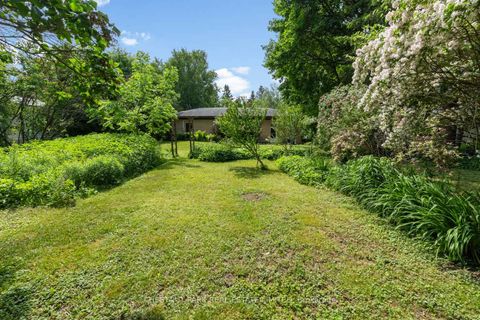 Photo 31 at 2 Gallacher Avenue, Oak Ridges, Richmond Hill