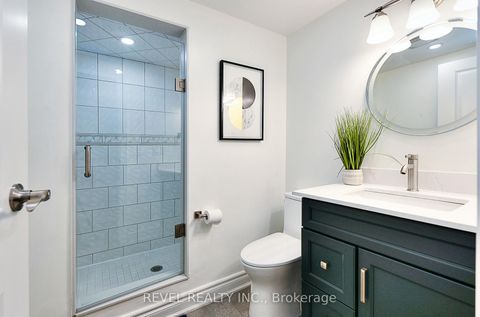 Photo 17 at 399 Perth Avenue, Junction, Toronto