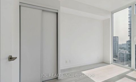 Photo 13 at 2007 - 33 Helendale Avenue, Eglinton, Toronto