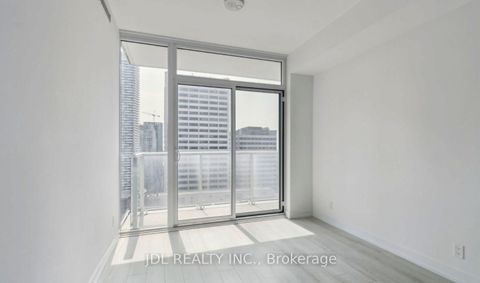 Photo 15 at 2007 - 33 Helendale Avenue, Eglinton, Toronto