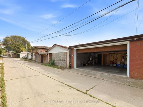 Photo 36 at 44 Conway Avenue, Oakwood Village, Toronto