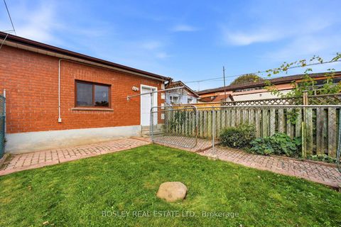 Photo 37 at 44 Conway Avenue, Oakwood Village, Toronto
