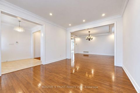 Photo 2 at 66 Chaya Sara Gardens, Patterson, Vaughan