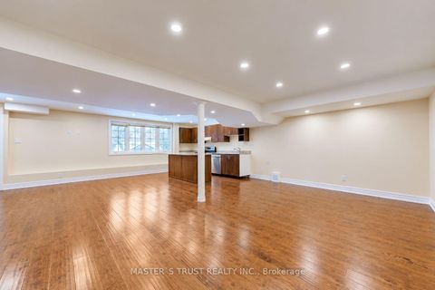 Photo 26 at 66 Chaya Sara Gardens, Patterson, Vaughan