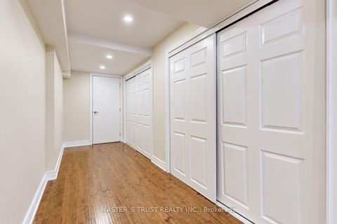 Photo 28 at 66 Chaya Sara Gardens, Patterson, Vaughan