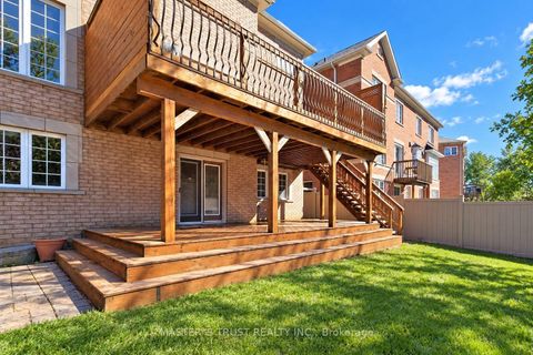 Photo 37 at 66 Chaya Sara Gardens, Patterson, Vaughan
