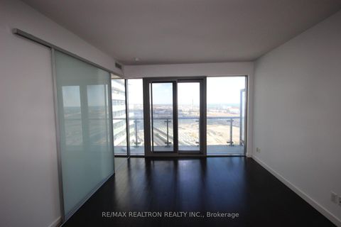 Photo 11 at 2604 - 70 Distillery Lane, Waterfront Communities C8, Toronto