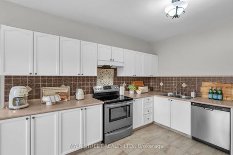 Photo 13 at 27 Max Avenue, Painswick South, Barrie