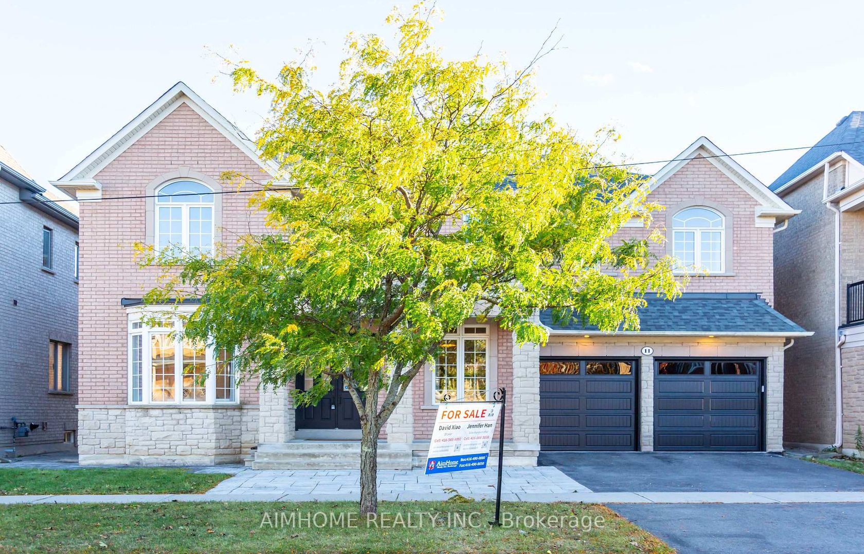 11 Alpaca Drive, Jefferson, Richmond Hill photo number 2