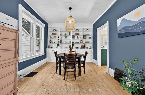 Photo 8 at 43 Brock Street, Sanford, Barrie